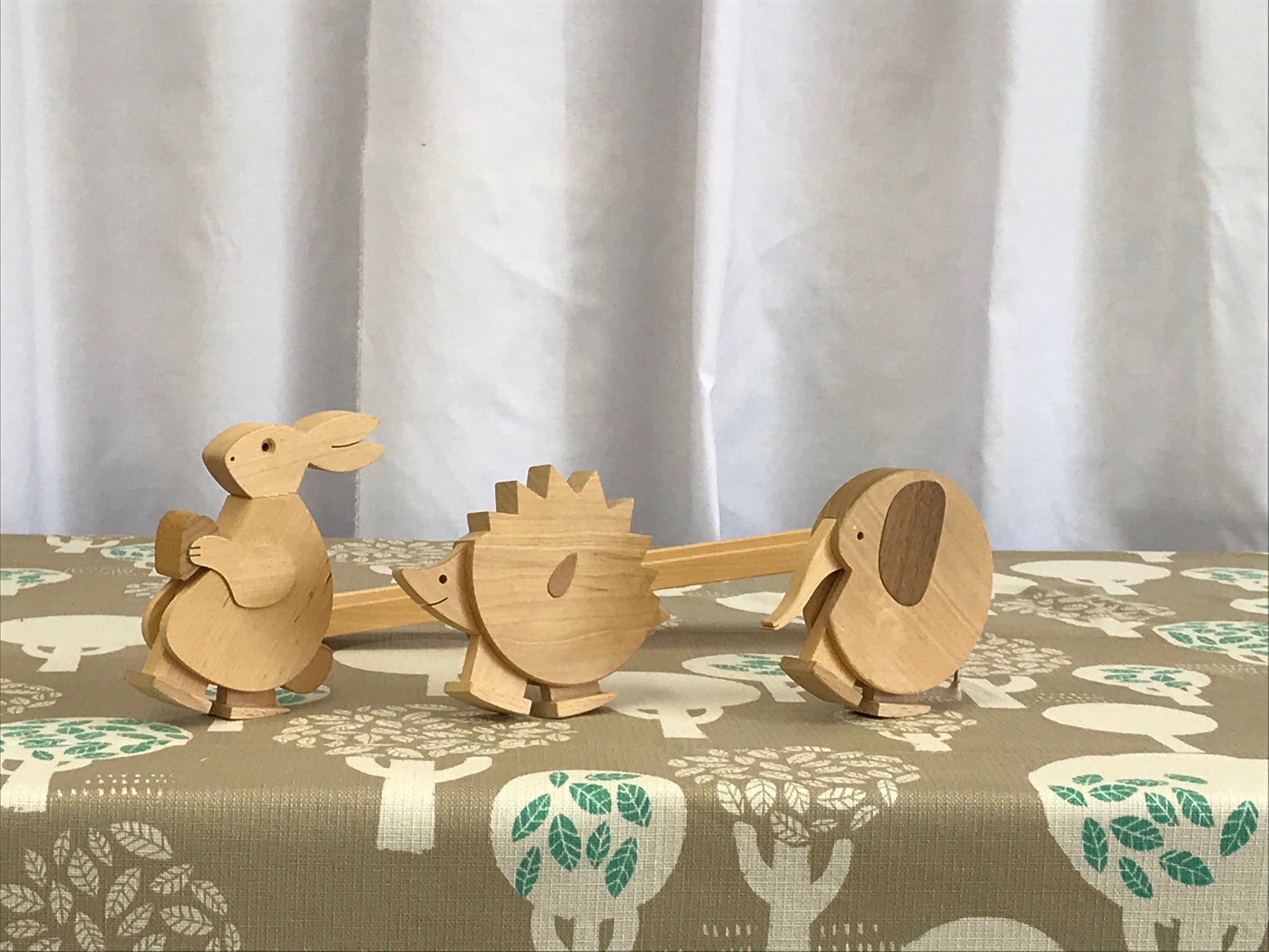 ALL TOYS(オールトイズ社) とことこ動物 はりねずみ とことこ動物・はりねずみ – KoKoRo